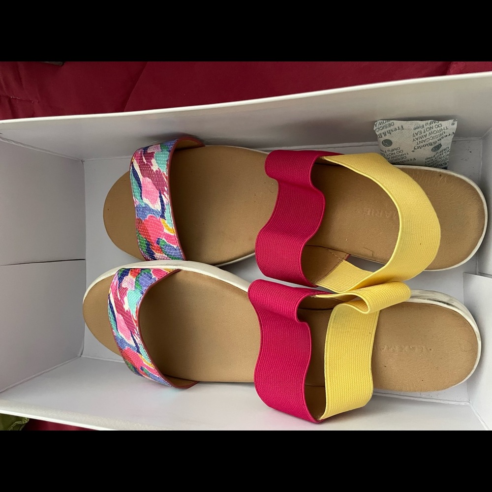 Alex Mali sandals
